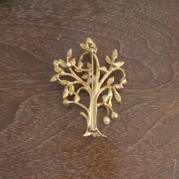 Gold Tree Brooch with Pearls - Picture 2 of 2